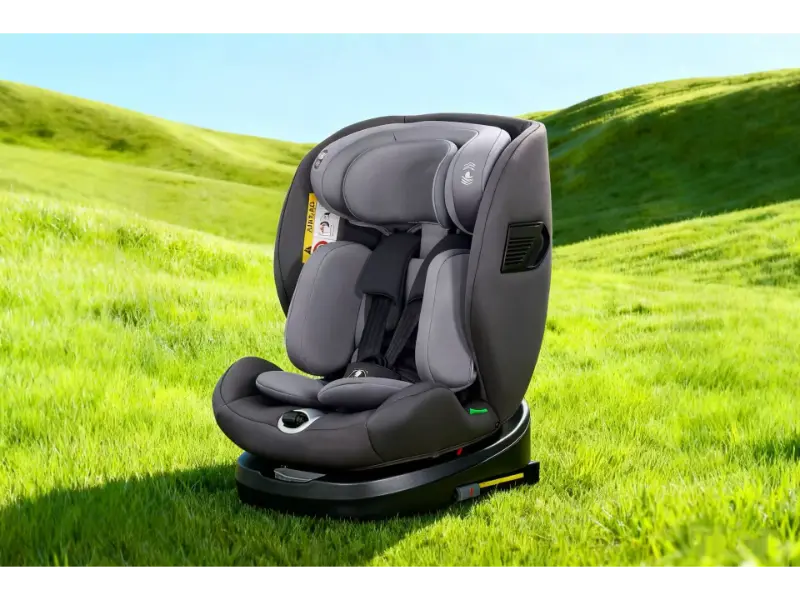 Menguasai Kursi Mobil Anak Tether Atas: Keamanan Penting bagi Penjelajah Kecil di tahun 2025